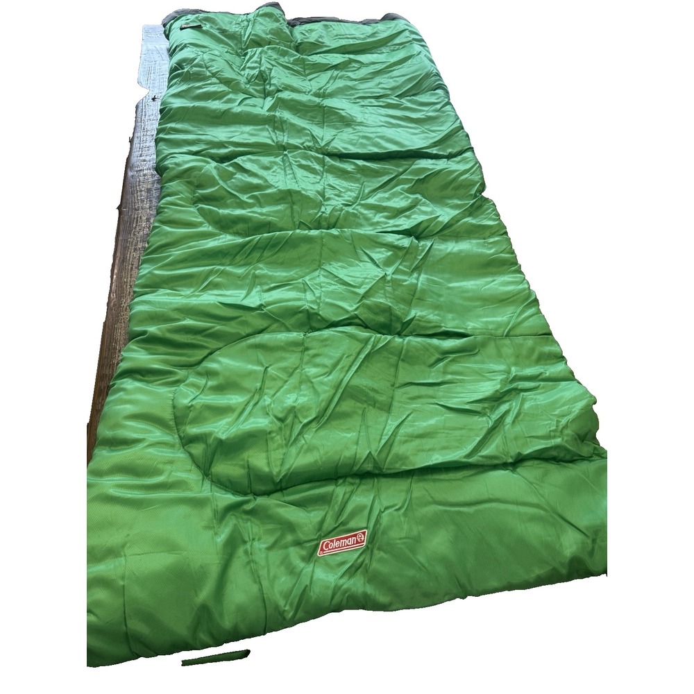 Coleman Rectangle Sleeping Bag 36x80 3.5lbs Hollofil 808 Insulation Camping